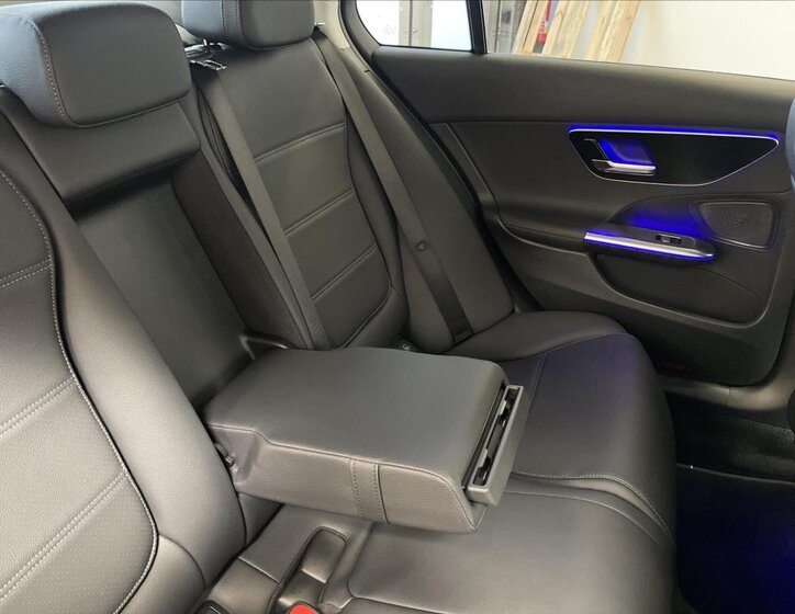 Mercedes-Benz Třídy C Sedan 1,5 l 150 kw