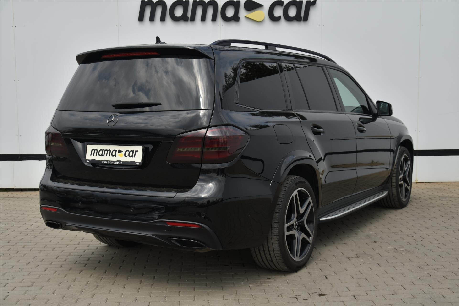 Mercedes-Benz GLS SUV / Terénní 3,0 l 190 kw
