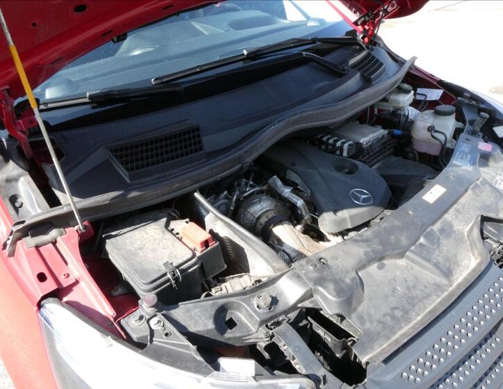 Mercedes-Benz Vito 33