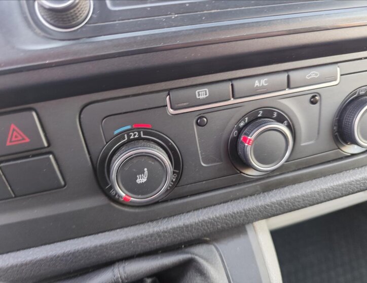 Volkswagen Transporter Ostatní 2,0 l 84 kw