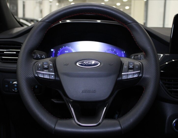 Ford Kuga SUV 1,5 l 110 kw