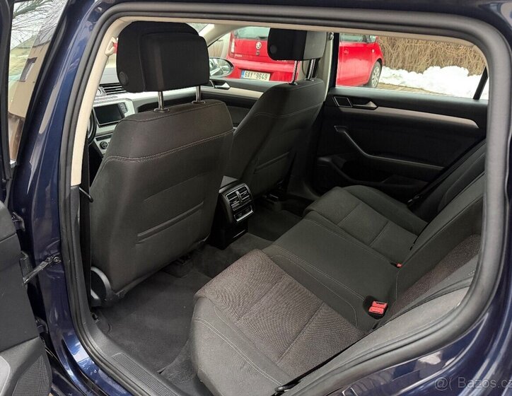 Volkswagen Passat Kombi 1,6 l 88 kw