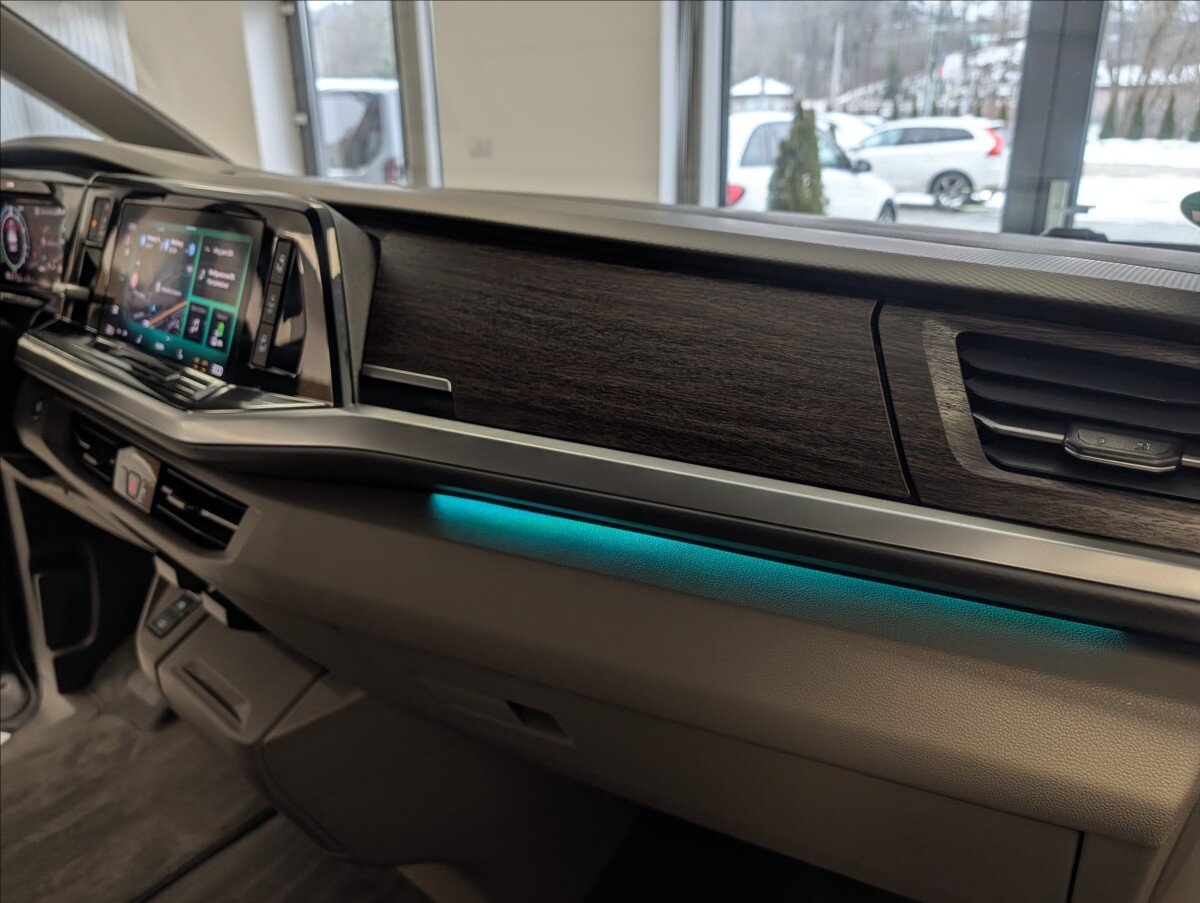 Volkswagen Multivan VAN-Minibus 0,0 130 kw