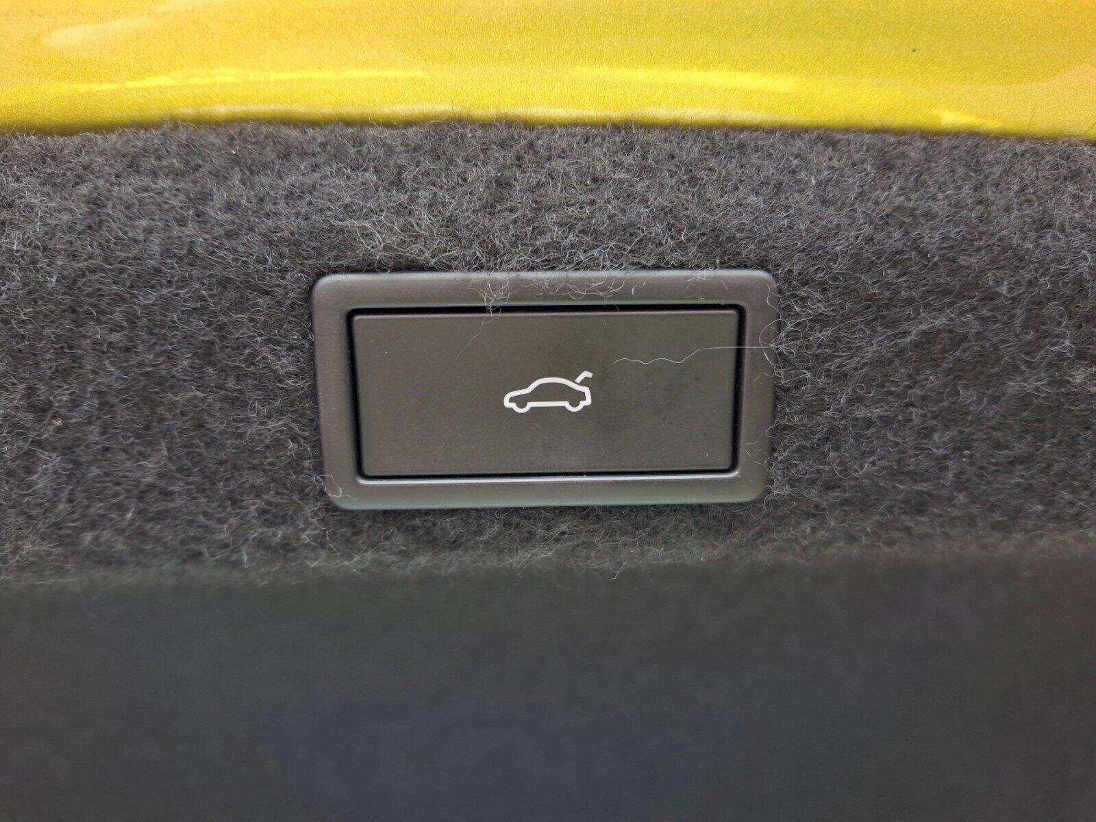 Škoda Octavia Sedan / Limuzína 1,5 l 110 kw