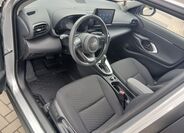 Toyota Yaris Cross 11