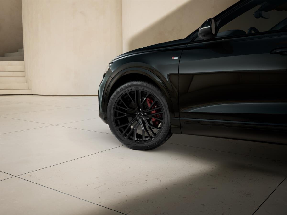 Audi Q8 SUV / Terénní 0,0 210 kw