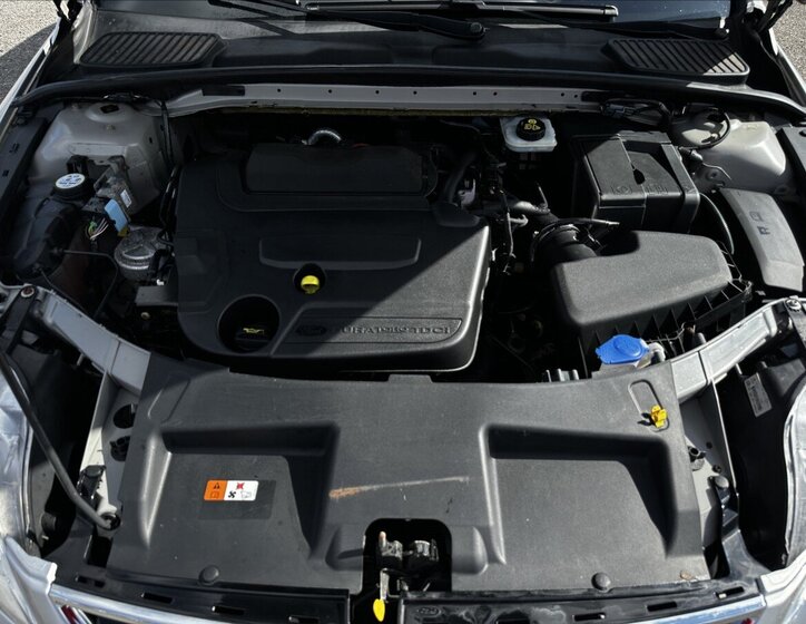 Ford Mondeo Kombi 2,0 l 103 kw