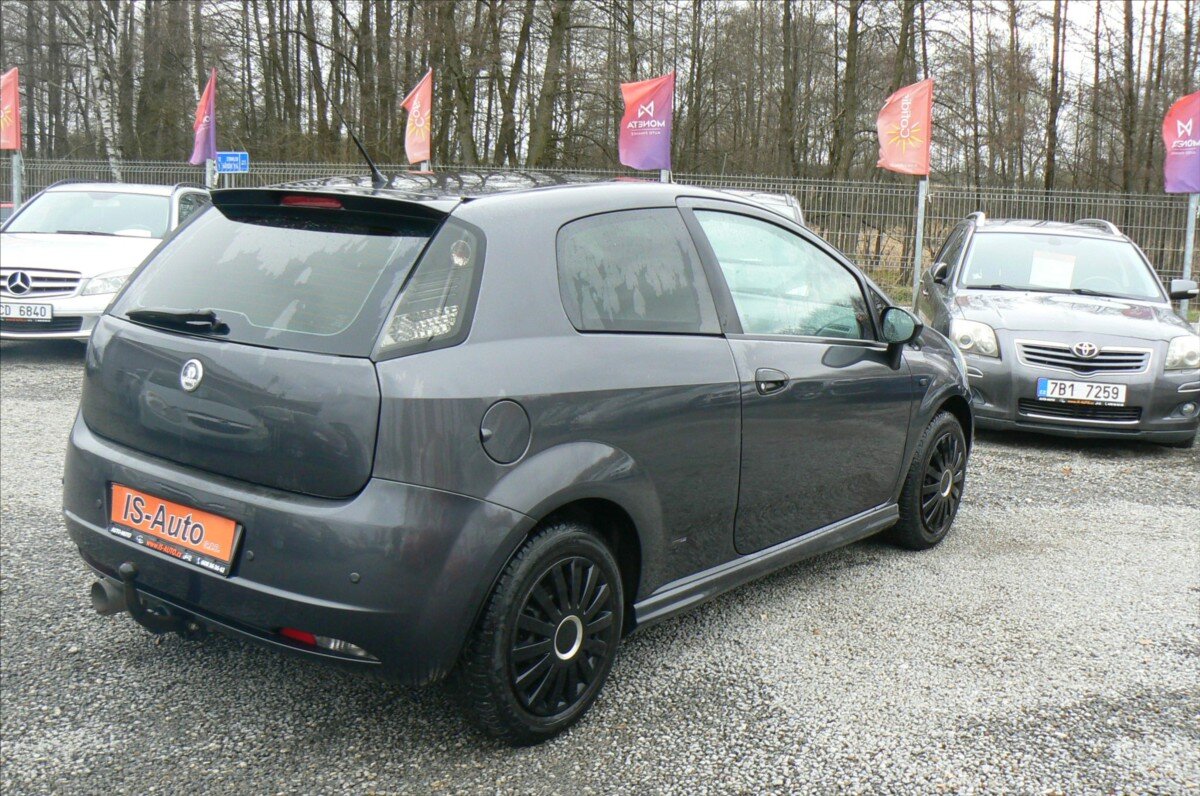 Fiat Punto Hatchback 1,4 l 57 kw