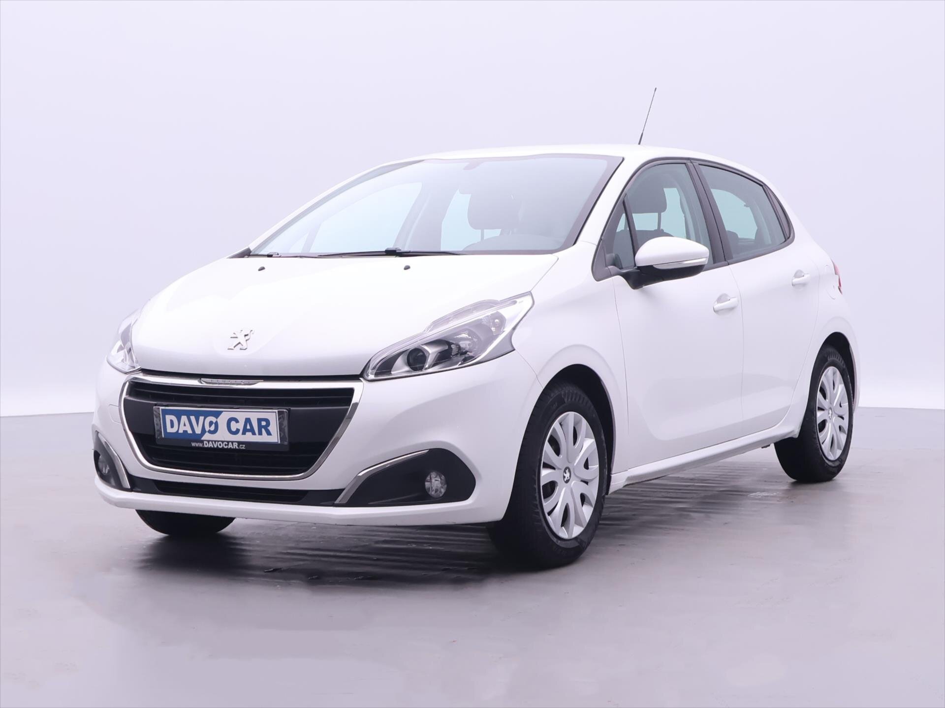 Peugeot 208 Hatchback 1,2 l 60 kw