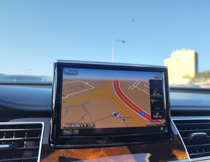 Audi A8 Sedan / Limuzína 3,0 l 190 kw