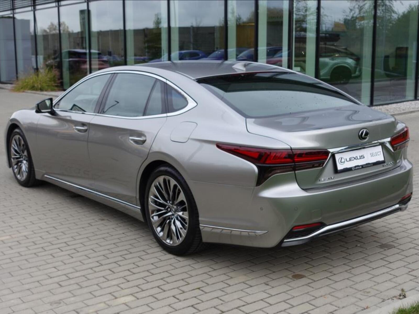 Lexus LS 500h 7
