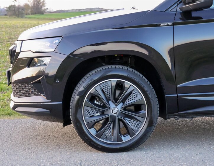 Škoda Karoq SUV / Terénní 2,0 l 110 kw