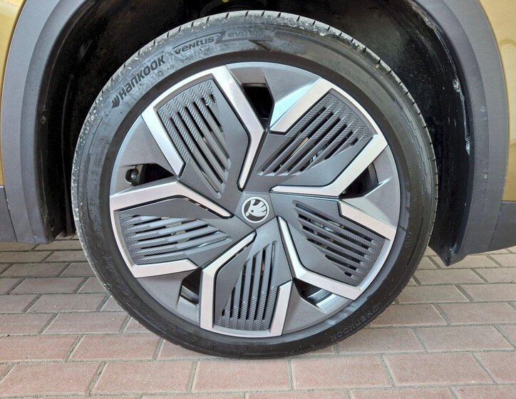 Škoda Kodiaq SUV / Terénní 1,5 l 150 kw