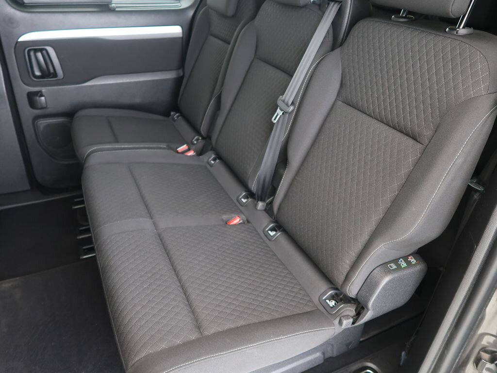 Opel Zafira MPV 1,5 l 88 kw