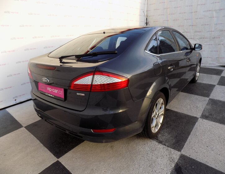 Ford Mondeo 7