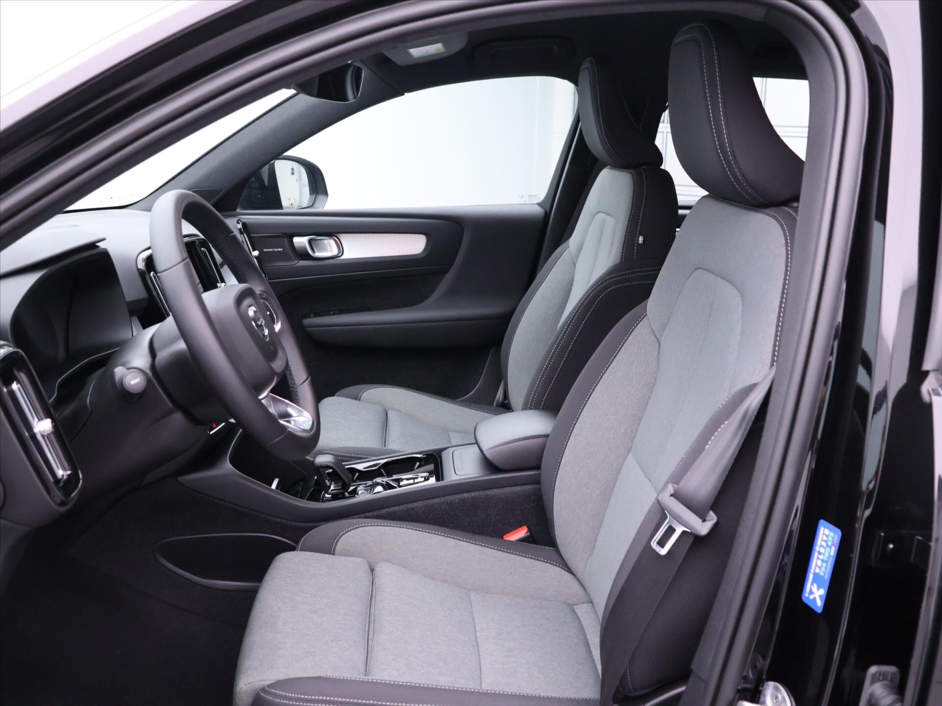 Volvo XC40 SUV 2,0 l 145 kw