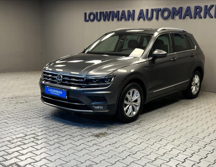 Volkswagen Tiguan 1