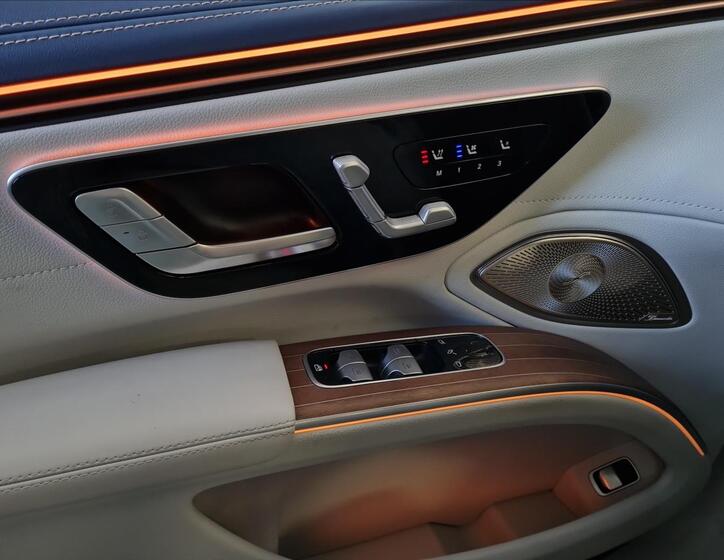 Mercedes-Benz EQS 12