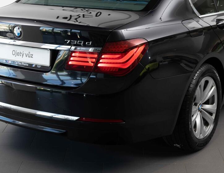BMW Řada 7 8