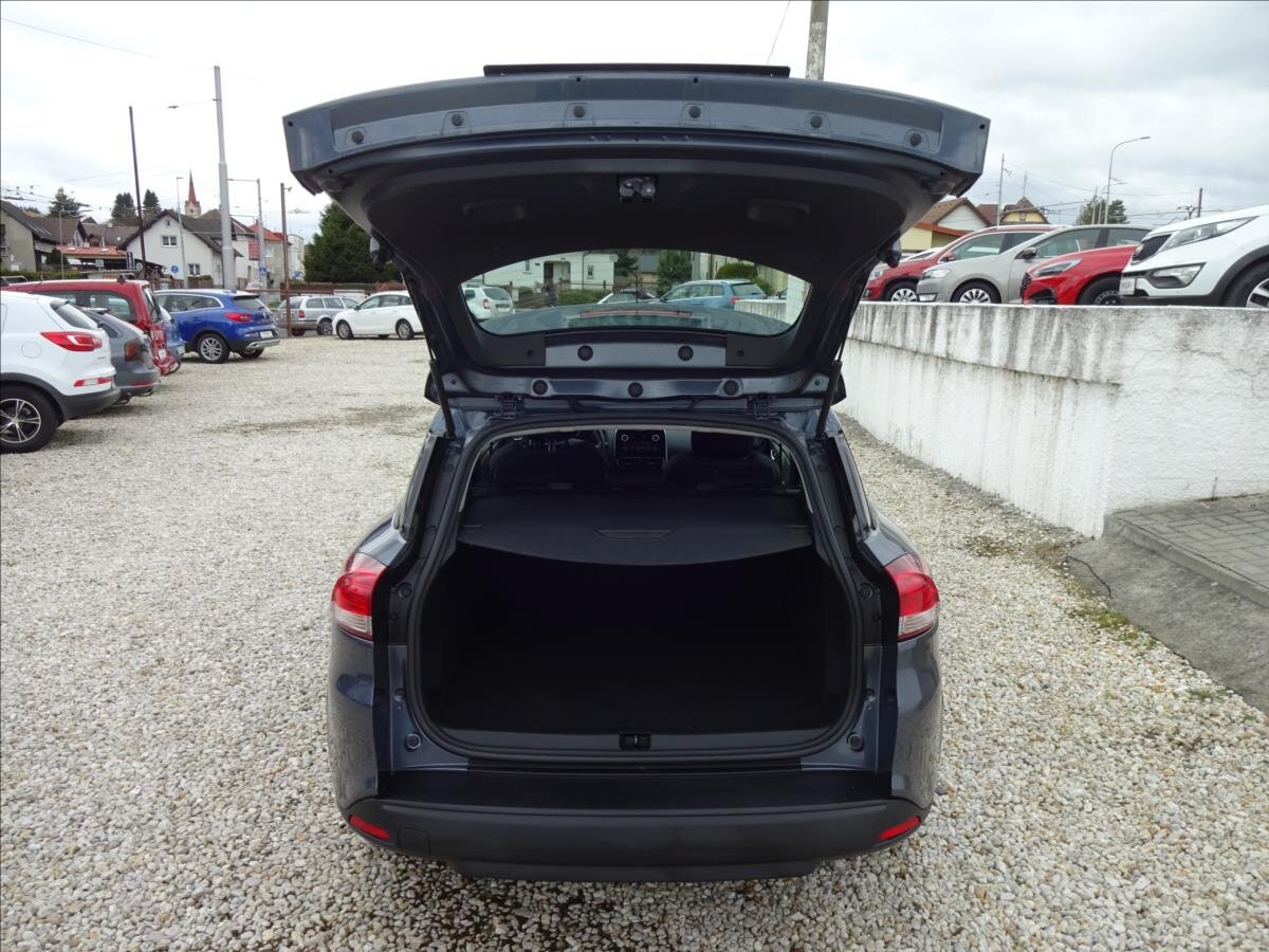 Renault Clio Kombi 1,1 l 54 kw