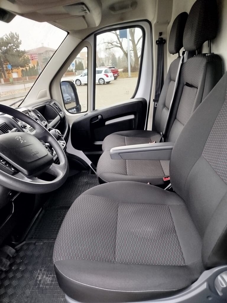 Peugeot Boxer Skříň 2,2 l 121 kw