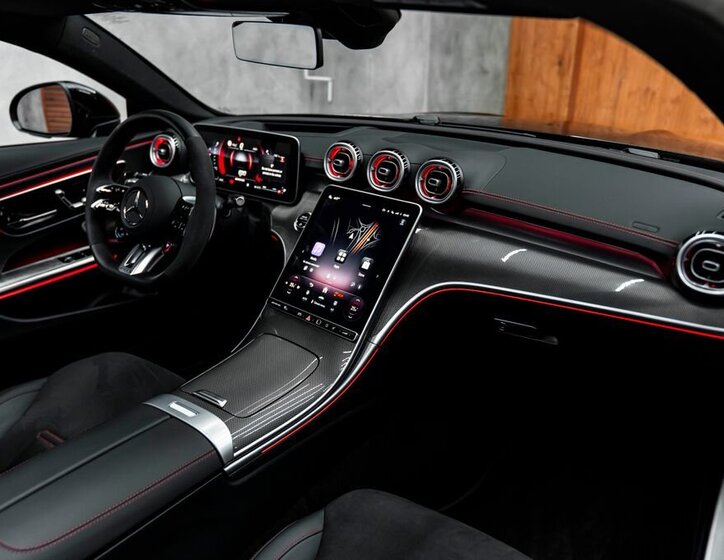 Mercedes-Benz Ostatní Kupé 0,0 330 kw