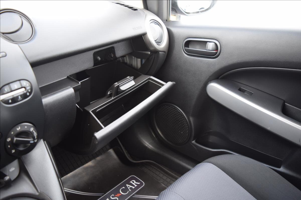 Mazda 2 Hatchback 1,3 l 55 kw