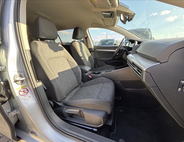 Volkswagen Golf Kombi 1,5 l 110 kw