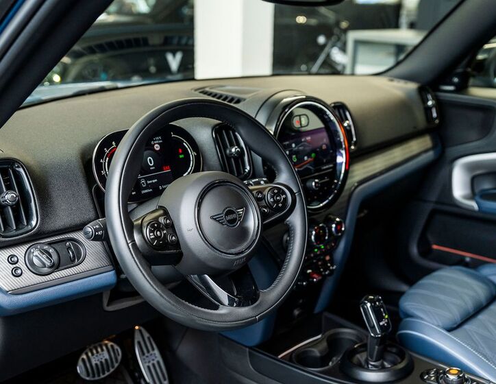 Mini Countryman 5