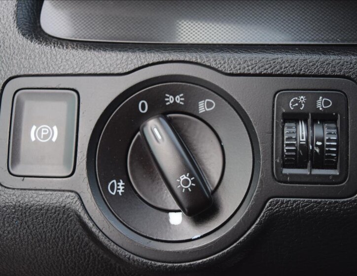 Volkswagen Passat Kombi 1,9 l 77 kw