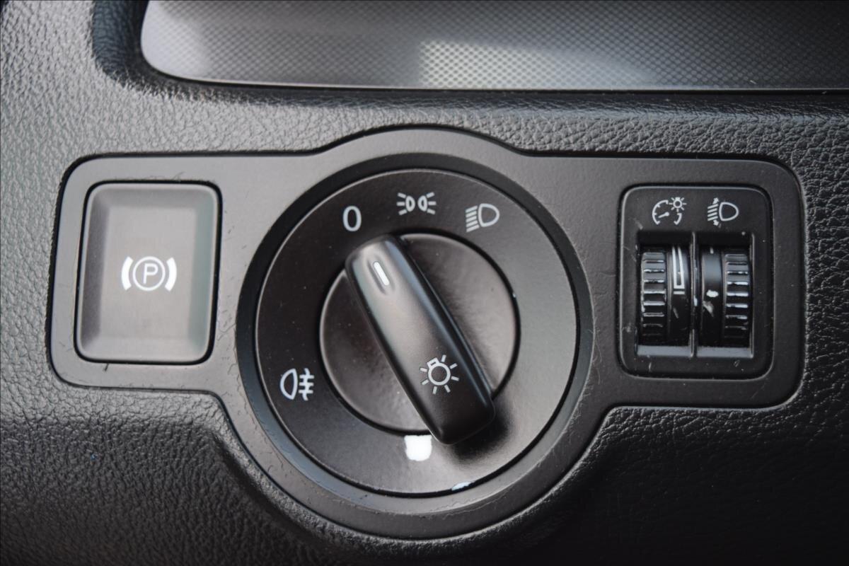 Volkswagen Passat Kombi 1,9 l 77 kw