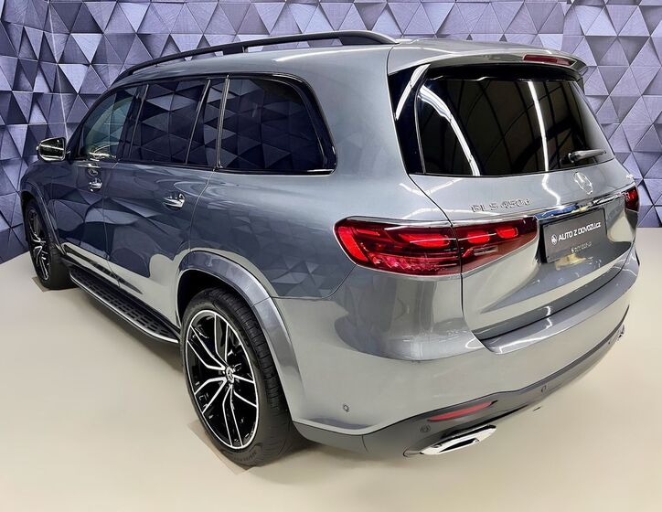 Mercedes-Benz GLS 5