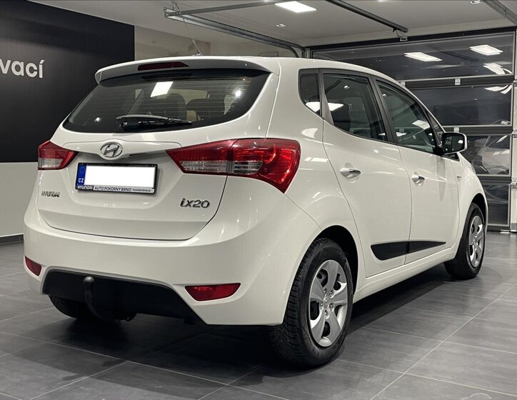 Hyundai ix20 MPV 1,4 l 66 kw