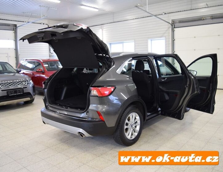 Ford Kuga SUV 2,5 l 112 kw