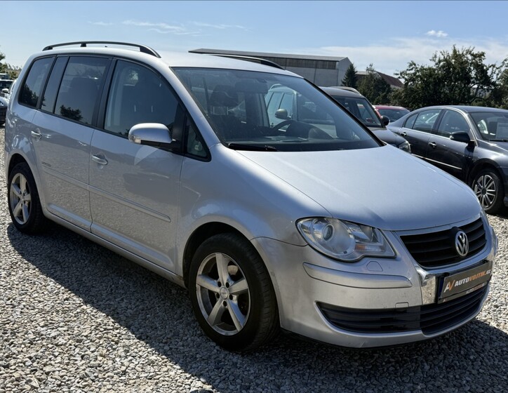 Volkswagen Touran 3