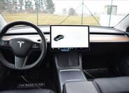 Tesla Model 3 Sedan 0,0 366 kw