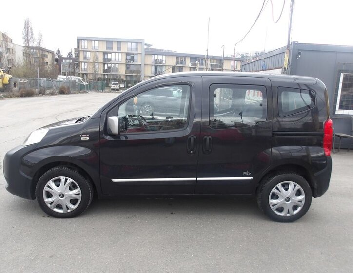 Peugeot Bipper Tepee Hatchback 1,4 l 54 kw