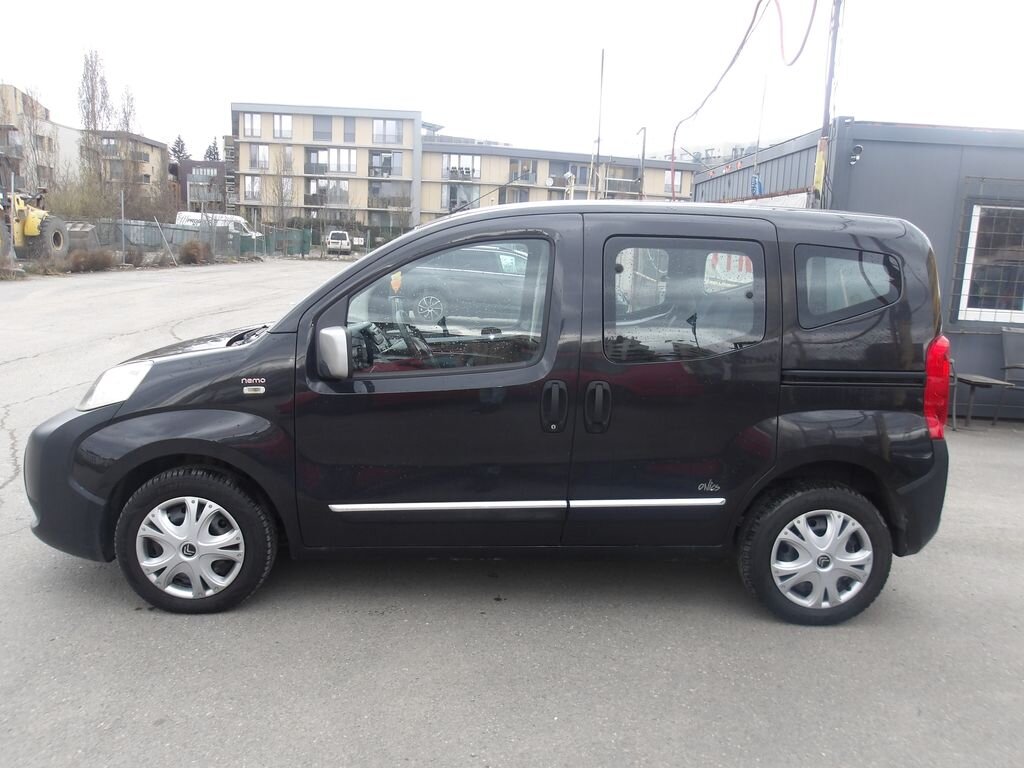 Peugeot Bipper Tepee Hatchback 1,4 l 54 kw