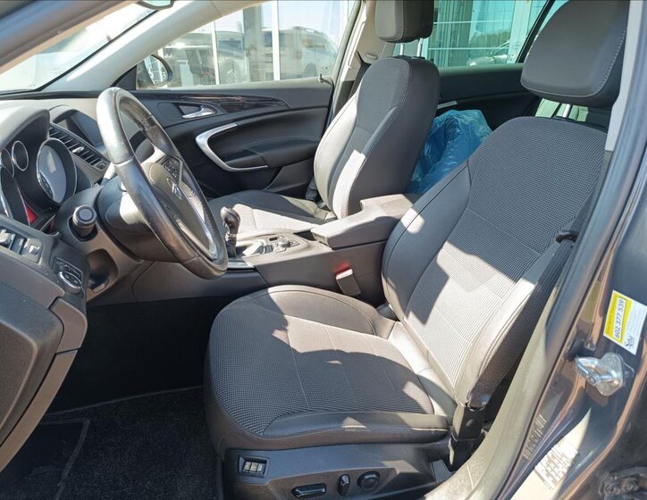 Opel Insignia Kombi 2,0 l 143 kw