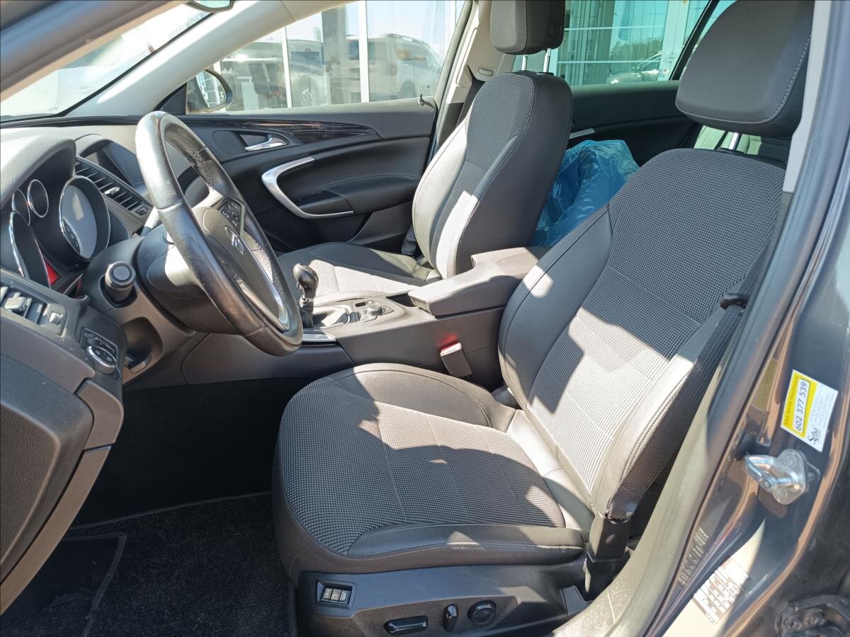 Opel Insignia Kombi 2,0 l 143 kw