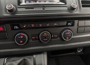 Volkswagen Caravelle Kombi 2,0 l 110 kw