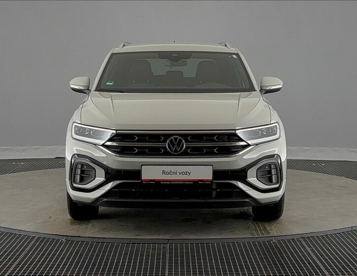 Volkswagen T-Roc SUV / Terénní 1,5 l 110 kw