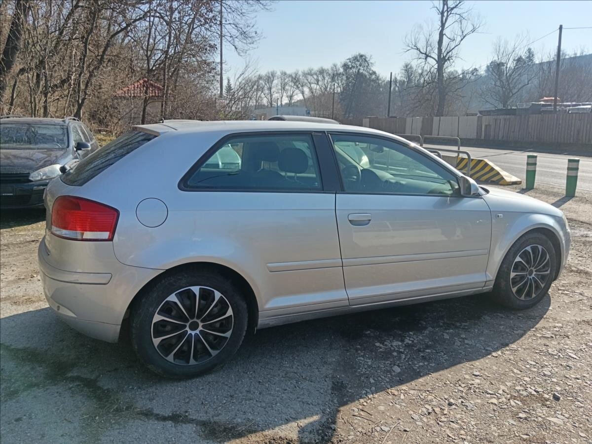 Audi A3 Hatchback 1,6 l 75 kw