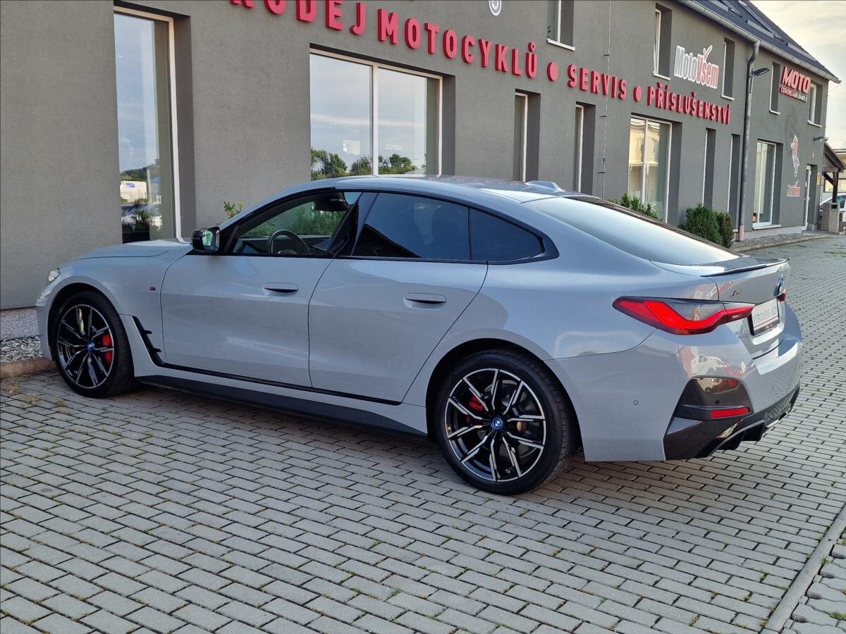 BMW i4 Sedan / Limuzína 0,0 400 kw