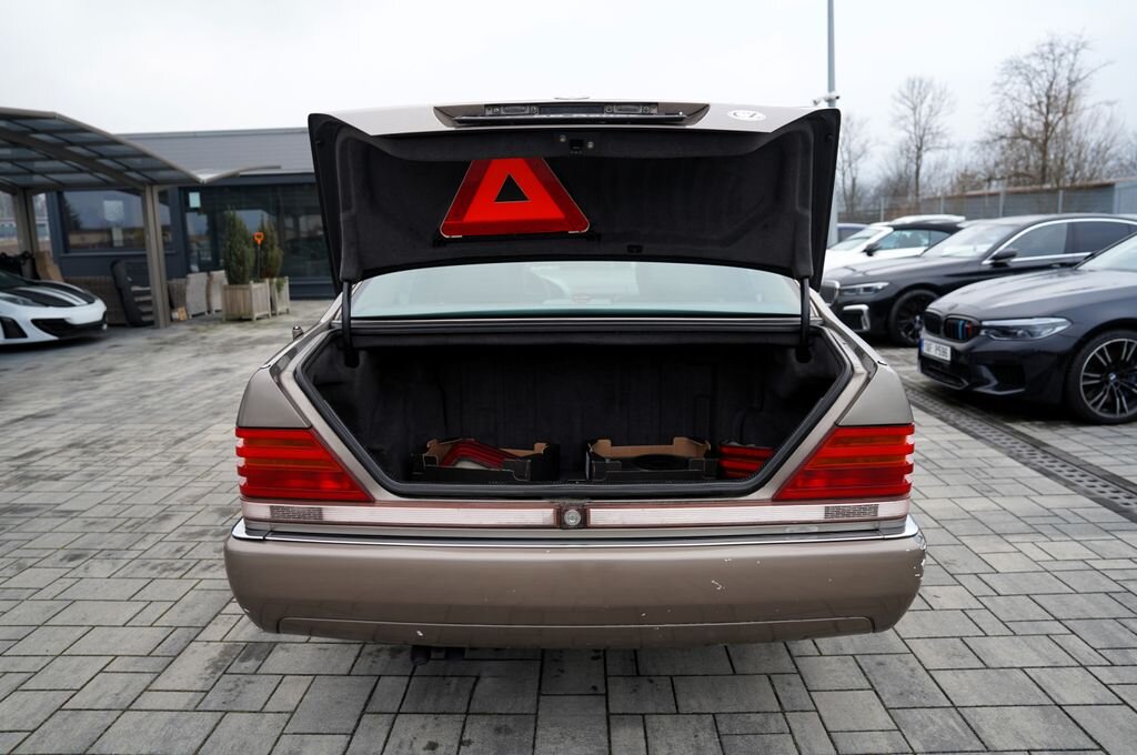 Mercedes-Benz Třídy S Sedan 3,2 l 170 kw
