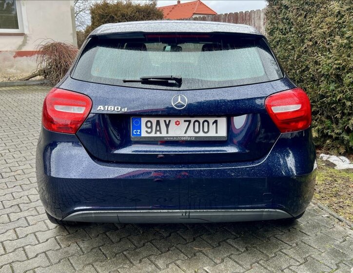 Mercedes-Benz Třídy A Hatchback 1,5 l 80 kw