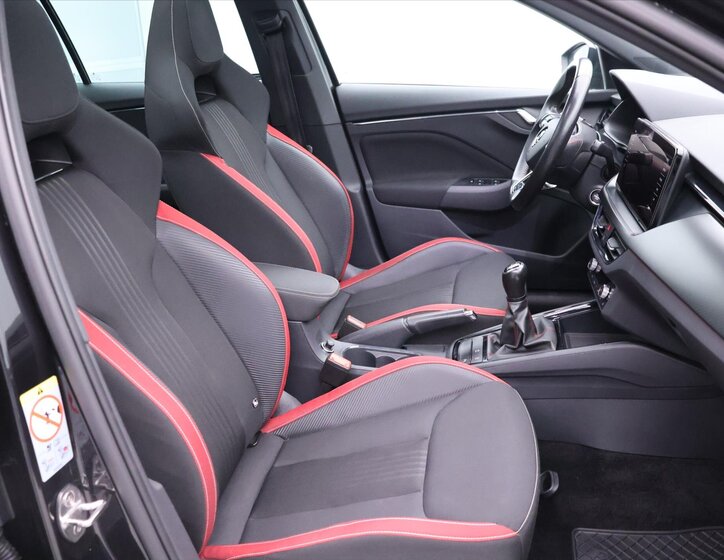 Škoda Scala Hatchback 1,5 l 110 kw