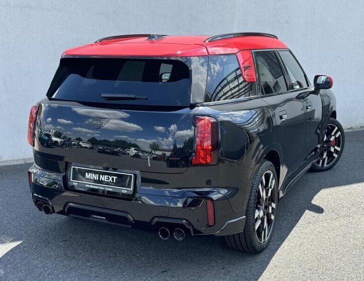 Mini Countryman SUV 2,0 l 221 kw