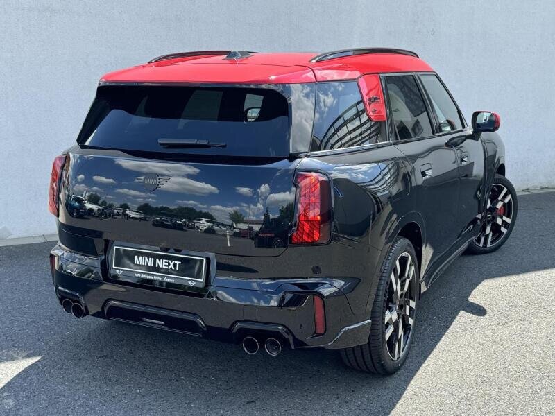Mini Countryman SUV 2,0 l 221 kw