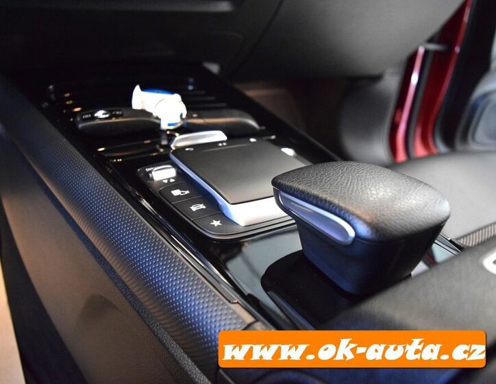 Mercedes-Benz GLB SUV 0,0 85 kw